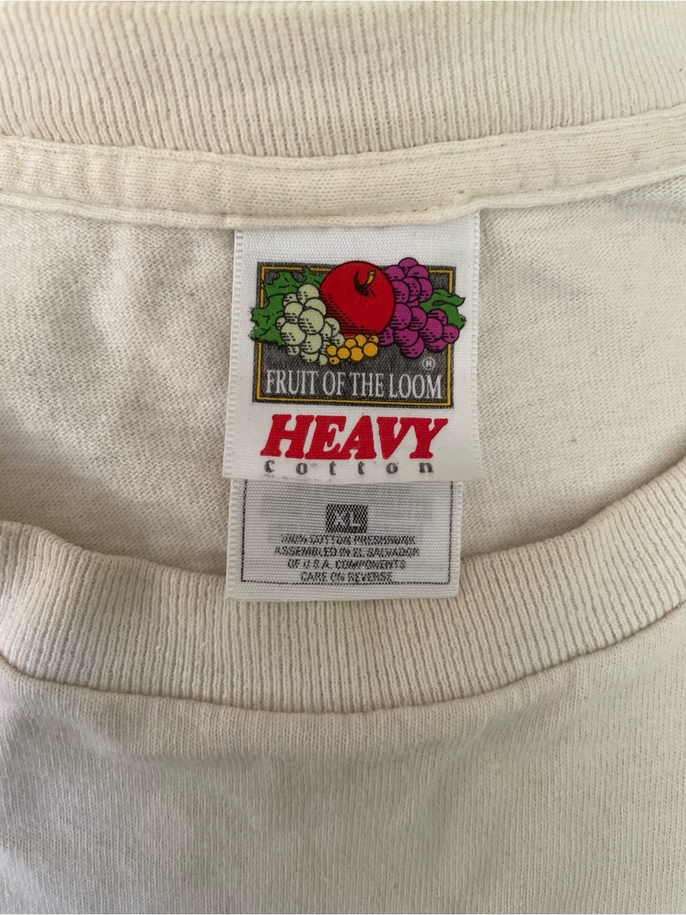 Fruit of the Loom 2000 Muddy Run River Cream Tee with Car Graphic - Picture 4 of 4